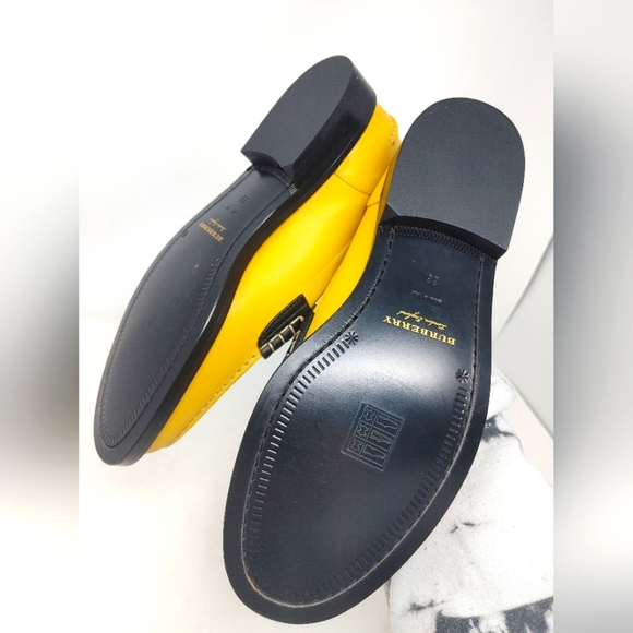 Burberry Woven-Toe Leather Loafers in Saffron Yellow Size 38 - Picture 10 of 15